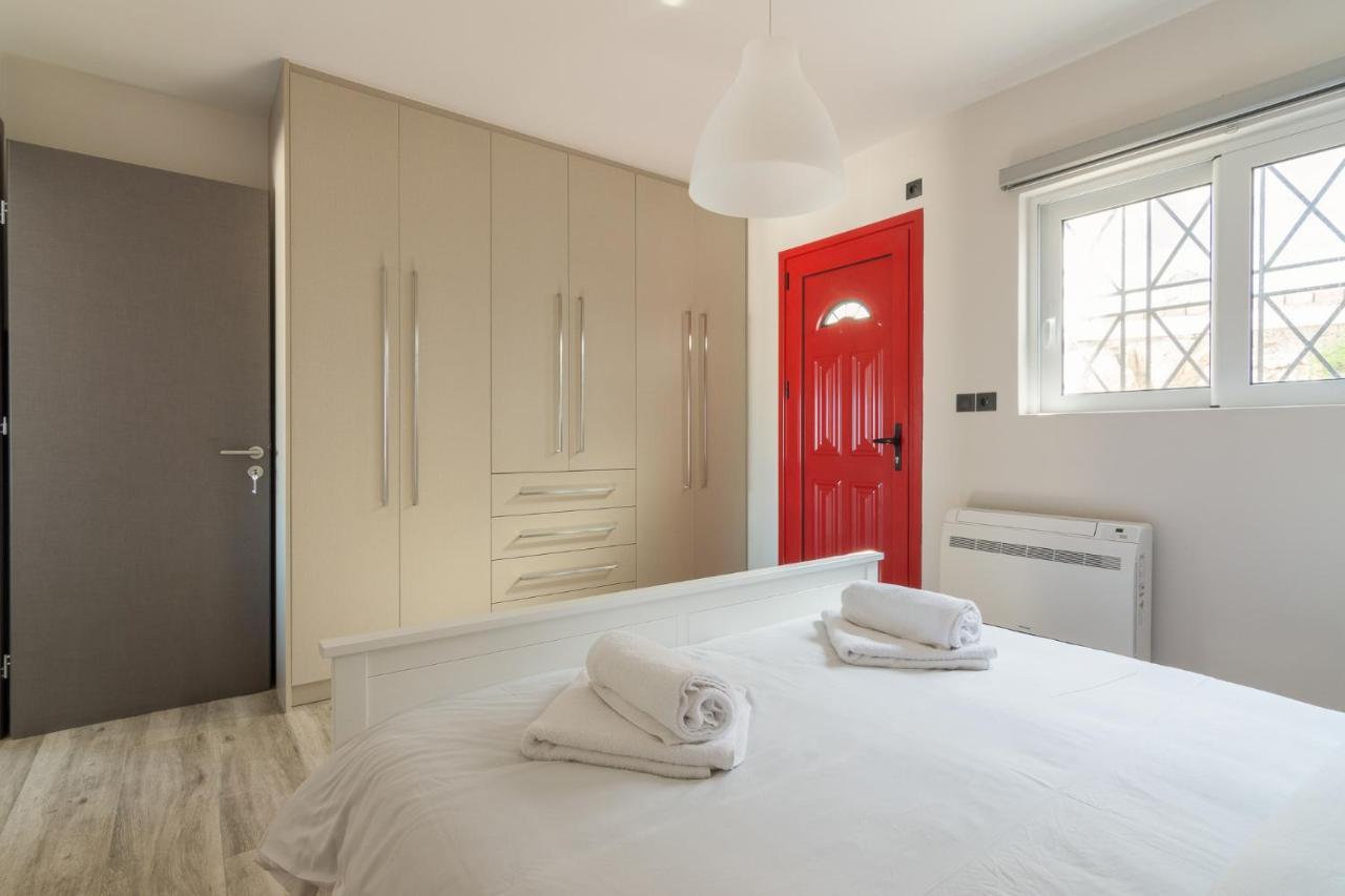 Acropolis View Apartment For 4 Ppl Athens Luaran gambar